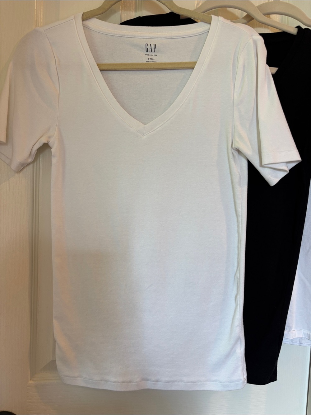 GAP Women's Top Assortment Size Small Lot of 6 - Picture 7 of 12